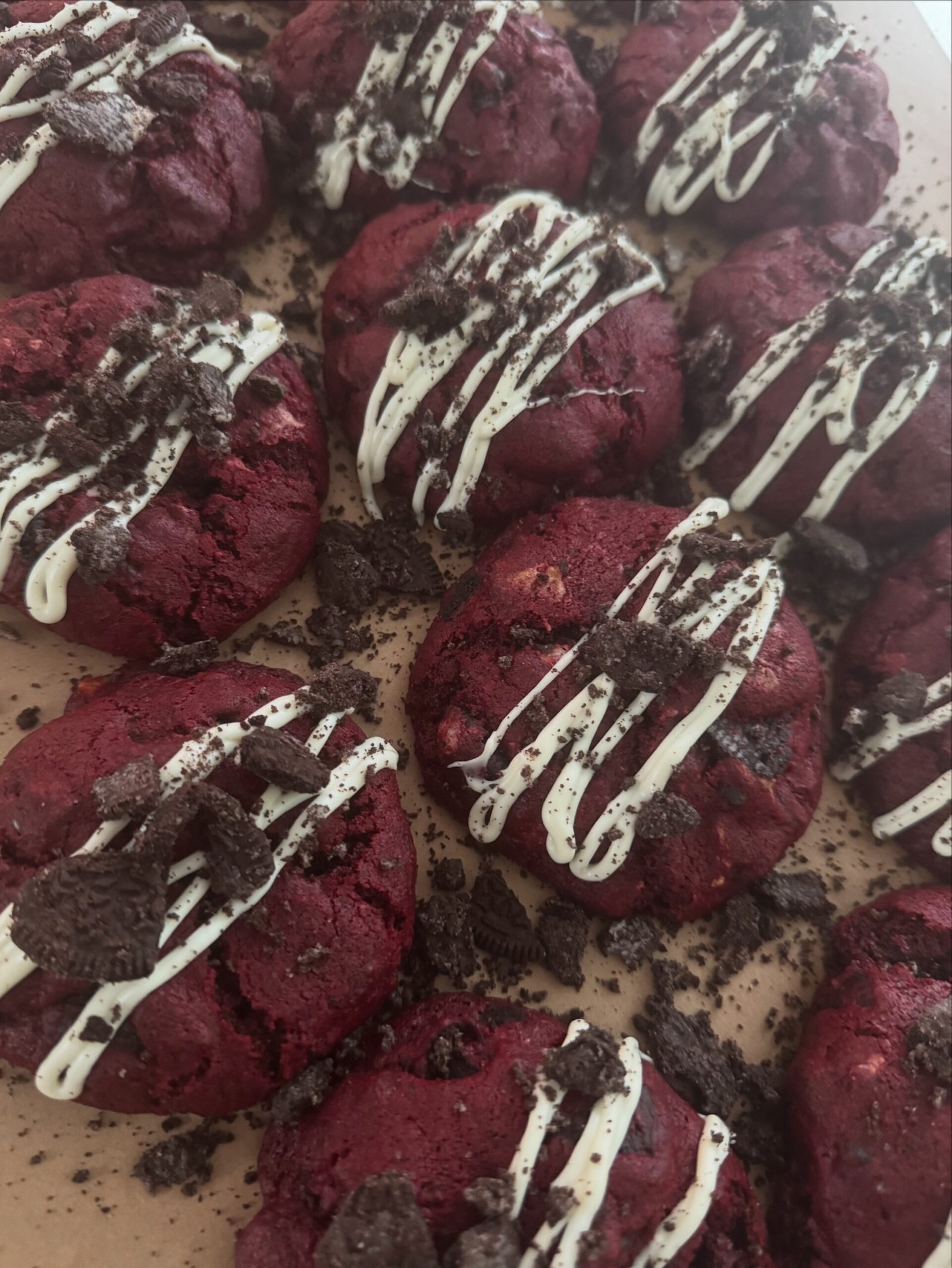 Red Velvet Cookie & Cream